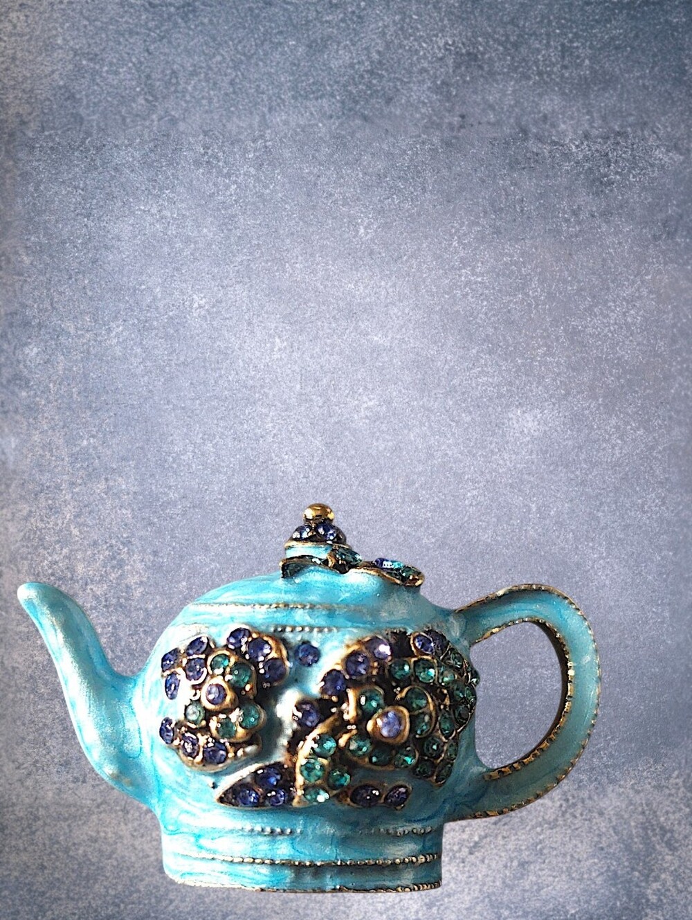 Decorative Ice Blue Teapot Brooch
